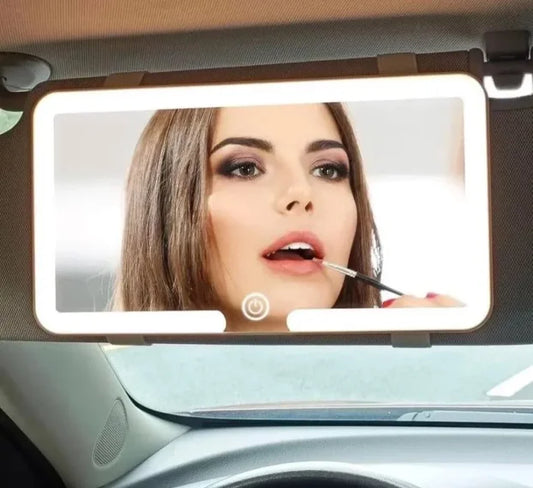 LED ogledalo za šminkanje u autu – savršen izgled u pokretu